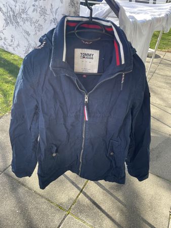 Tommy Jeans Übergangsjacke, Gr. S, Dunkelblau