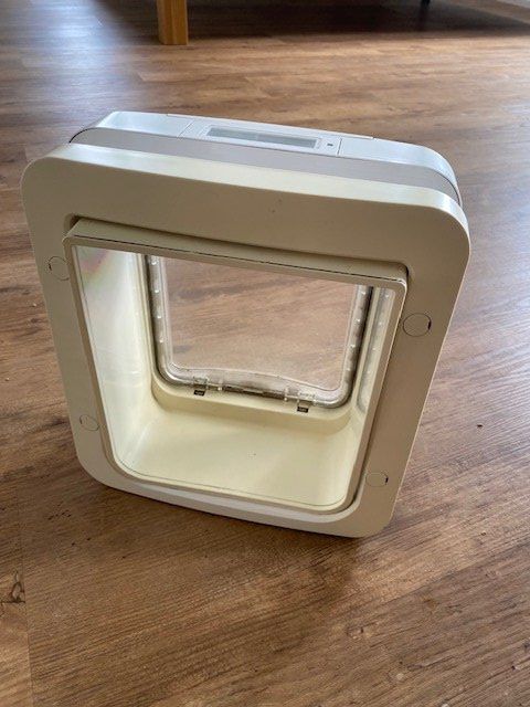Gattaiole: Katzentüre SureFlap XXL – Usato da Wuppenau venduto da lie_dhq8 1