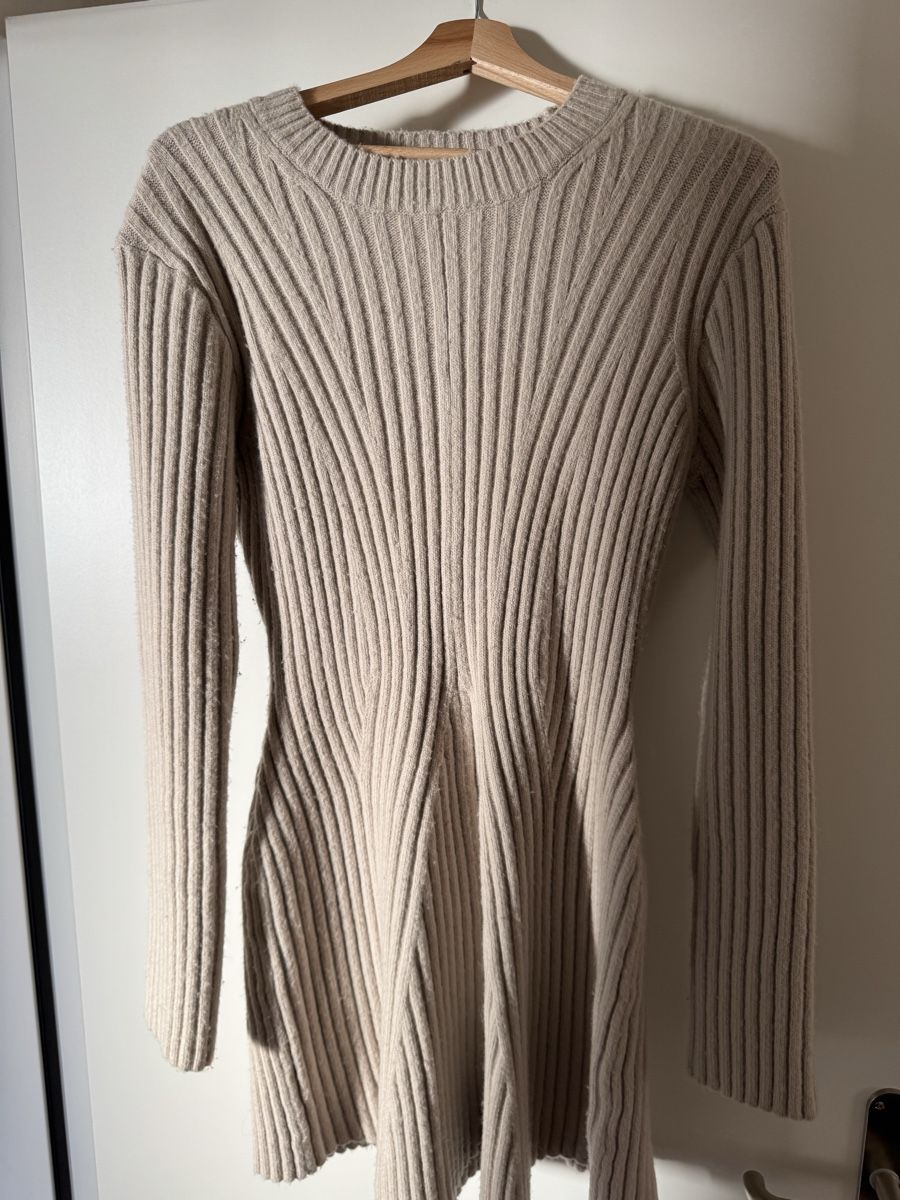 H&M Robes: H&M Strickkleid, beige, Gr. M – D'occasion à Rümlang par selina_koenig 1