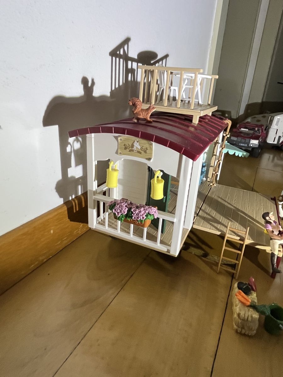 Schleich Giocattoli: Schleich Camper – Usato da Burgdorf venduto da Bunnyface 3
