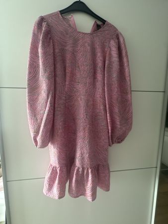 Vero Moda Kleid, Gr. S rosa gemustert, neuwertig!