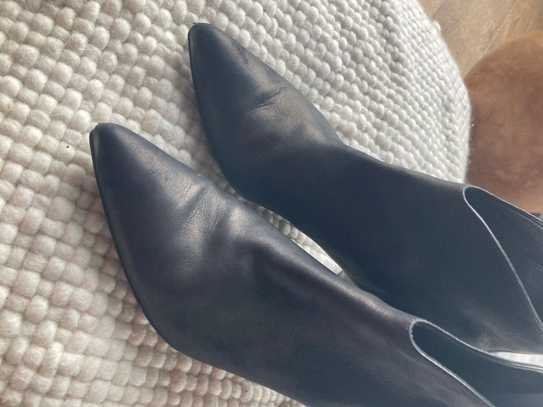 Kaiser Damenschuhe: Peter Kaiser Stiefeletten goldglänzend – Gebraucht aus Richterswil von MiHaPa