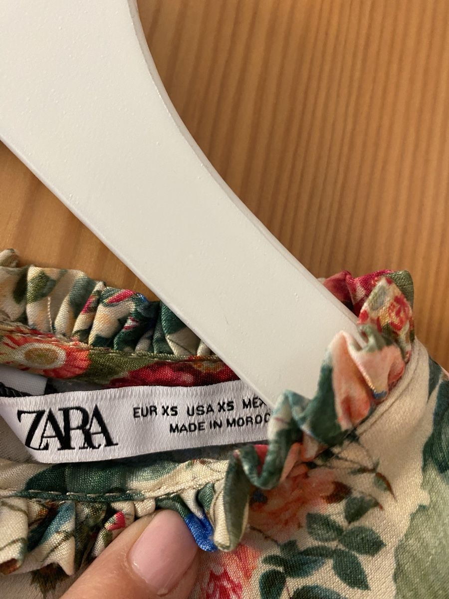 Zara Robes: Kleid Zara, Grösse XS – D'occasion à Zermatt par Lasjmb 1