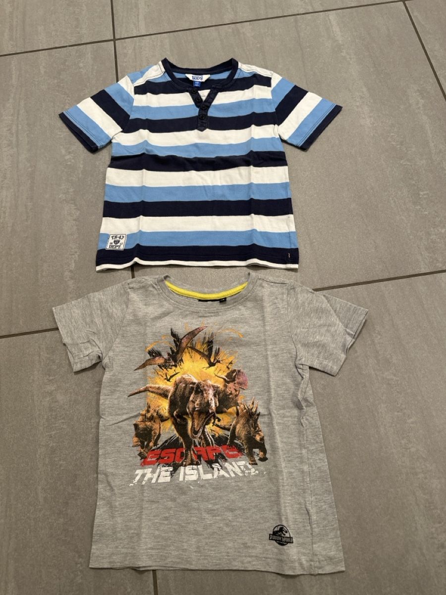 Camicie, T-shirt & Polo: T-Shirt Gr.110 – Usato da Pratteln venduto da Nala78