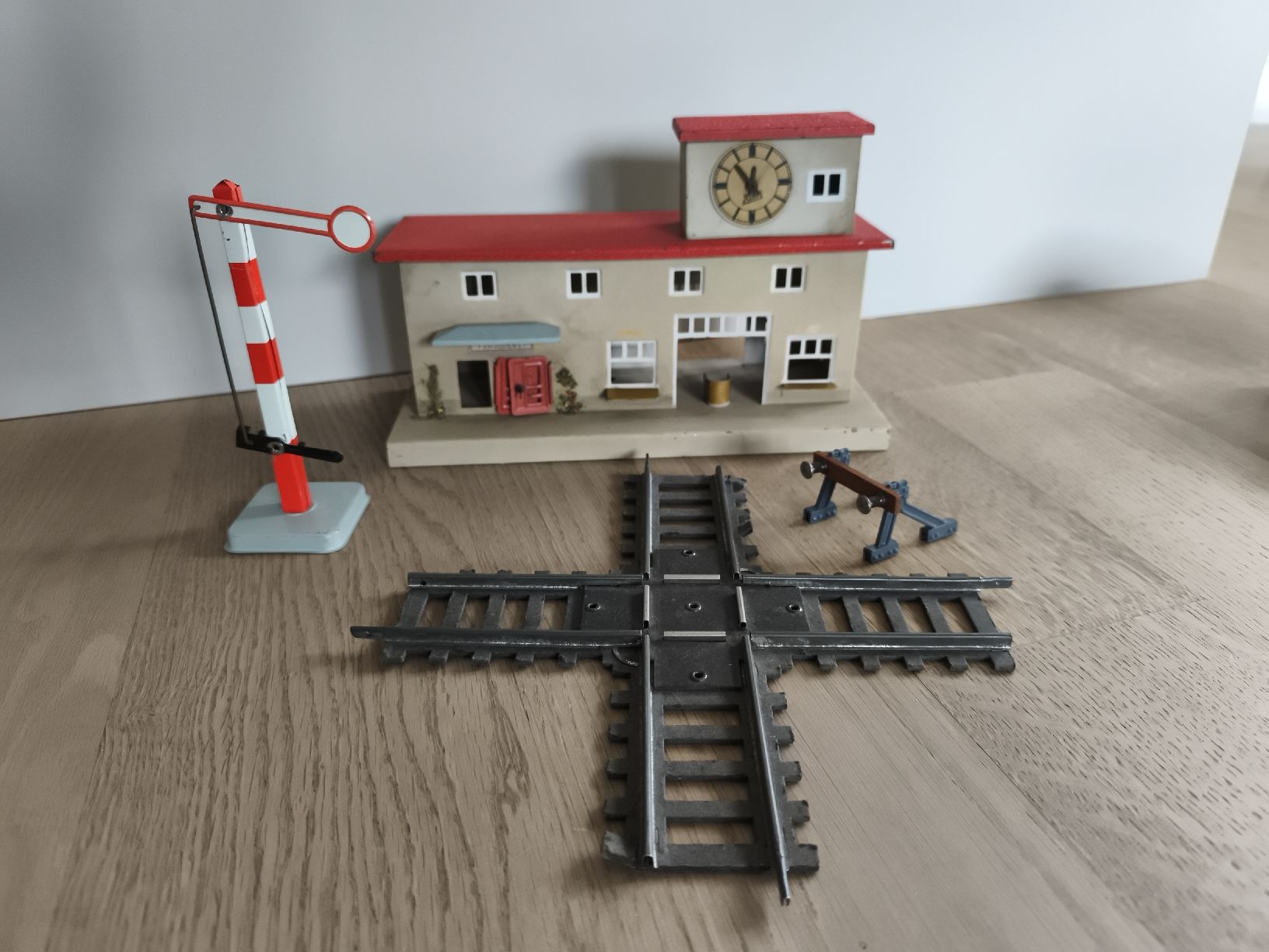 Fleischmann Trains électriques: Fleischmann Aufzugseisenbahnset Spur 0 – D'occasion à Saas im Prättigau par sportyfan 4