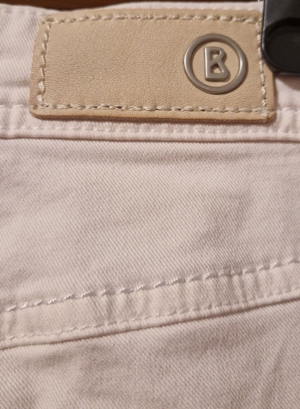 Bogner Jeans: Bogner Jeans weiss Grösse 38/40 – Gebraucht aus Oberrohrdorf von Friedob 1