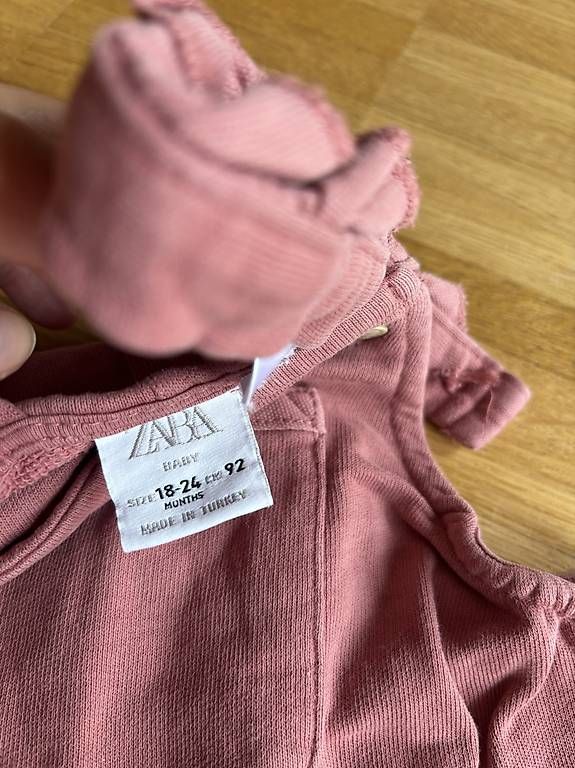 Ensembles coordonnés: Diverse Kinderkleider – D'occasion à Bern par ann_gabrielle 3