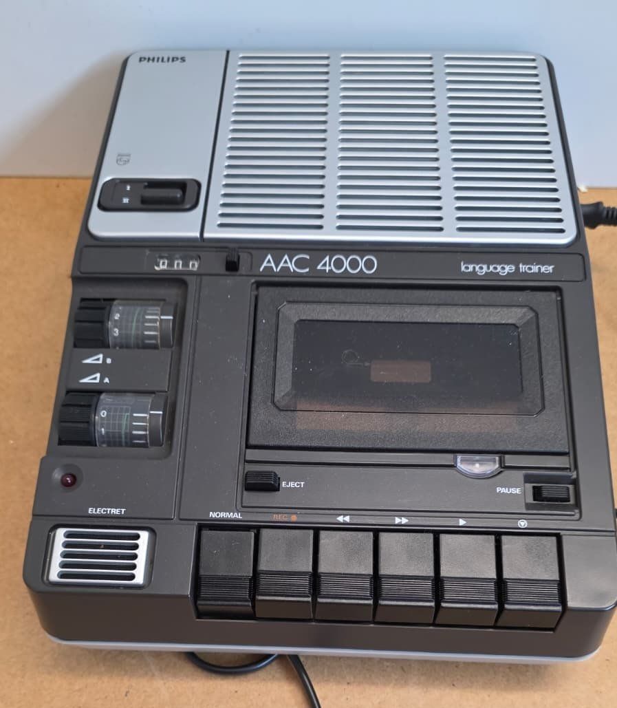 Philips Registratori: Philips Tonbandgerät / Language Trainer AAC 4000 – Usato da Flums venduto da Flumsantik