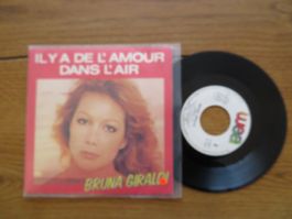 Bruna Giraldi - "Il y a de l'amour dans l'air" Single