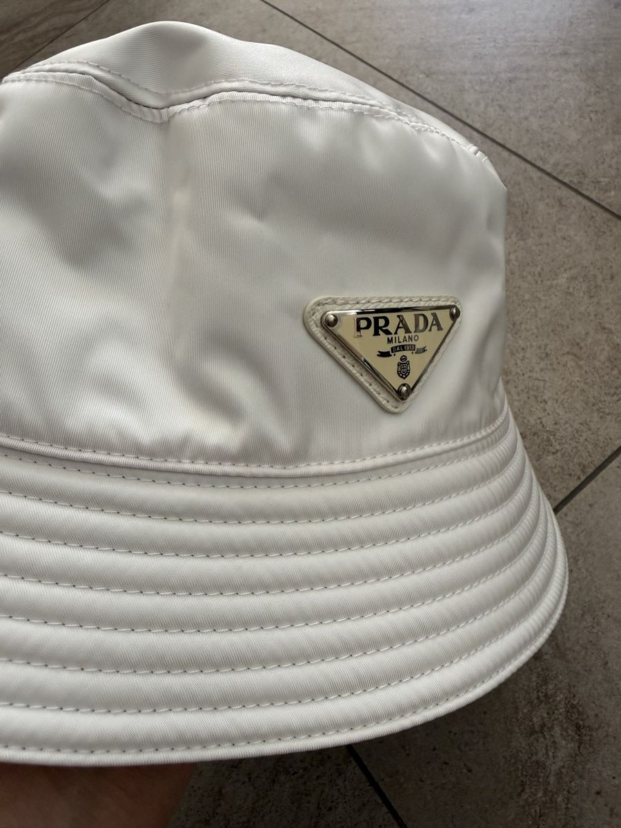 Prada Chapeaux, bonnets & casquettes: Prada Cap – Neuf (Voir description) à Ebikon par nat_jzh5