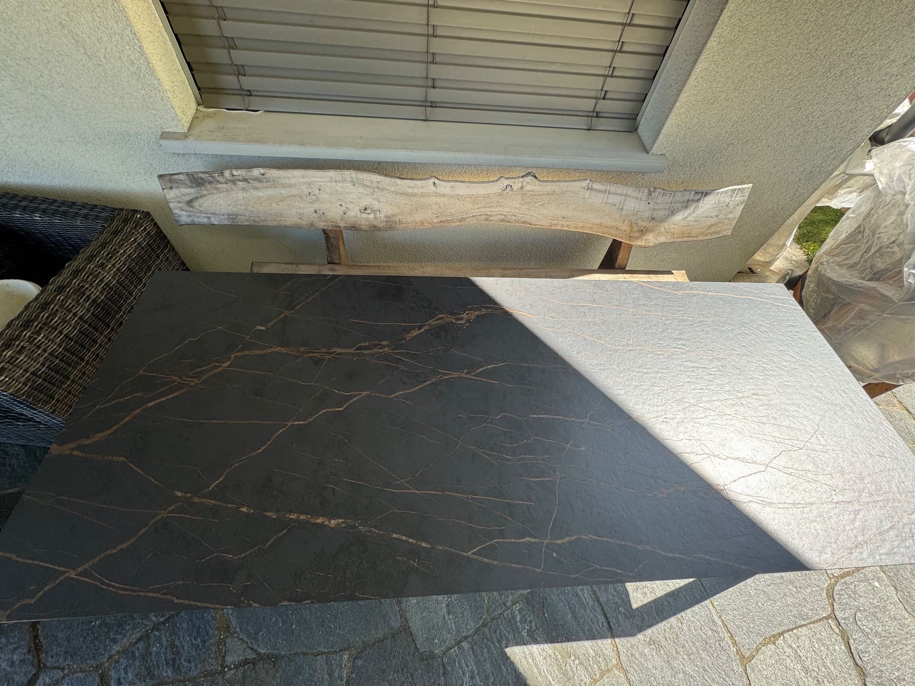 Livique Tische: Gartentisch – Gebraucht aus Kestenholz von cvx_889vv 4