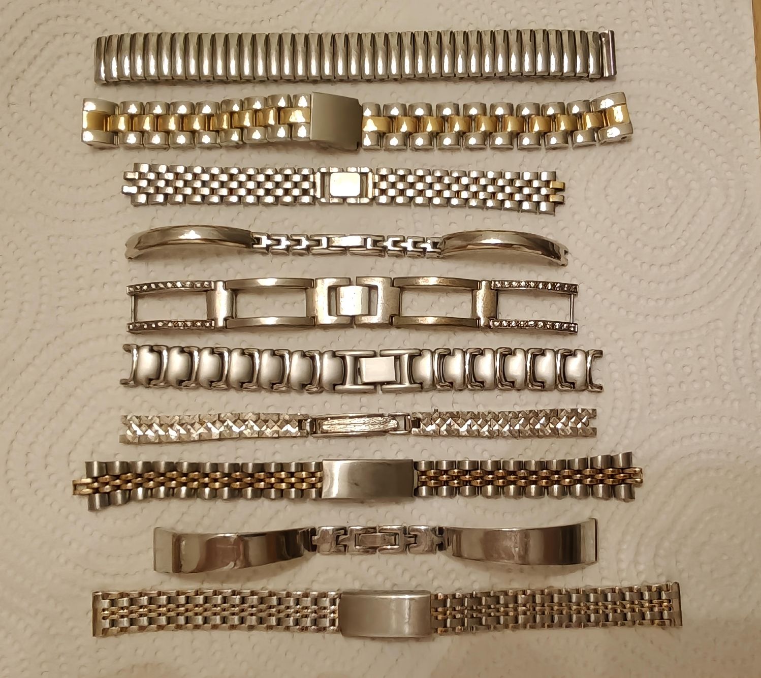 Bracciali & Braccialetti: Uhrenarmbänder Konvolut Metall  – Usato da Riehen venduto da Wolke3