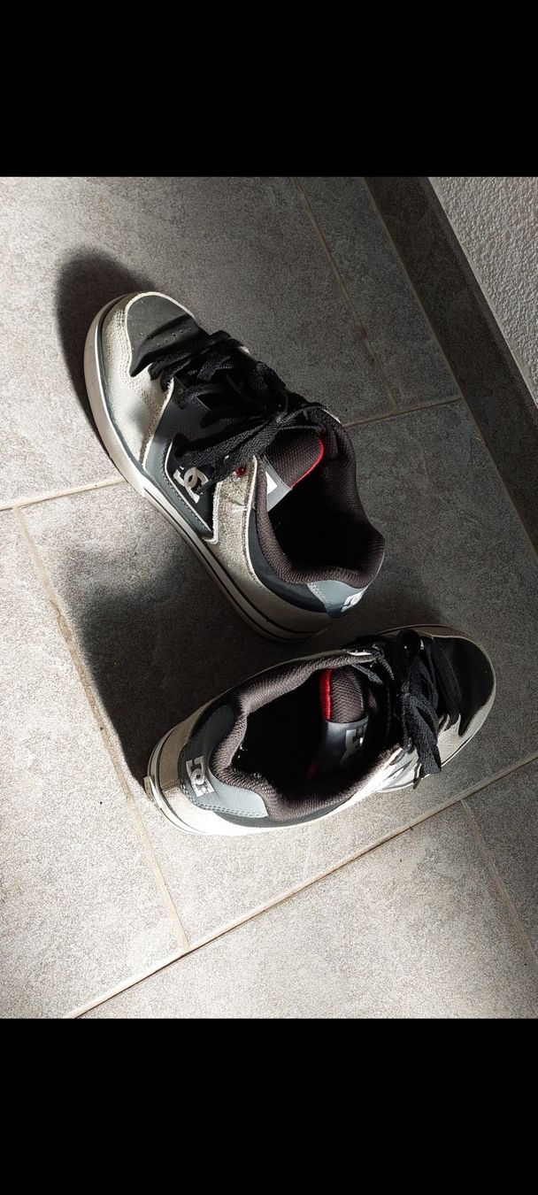 DC shoes Herrenschuhe: DC Schuhe – Gebraucht aus Chapella von lar_d2p6