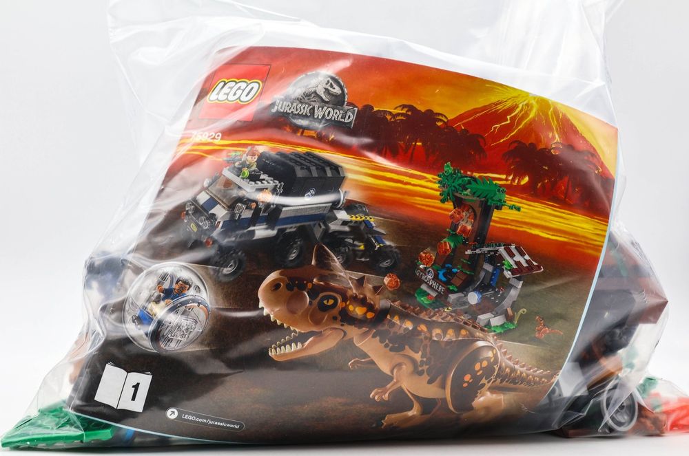 Carnotaurus Gyrosphere Escape #75929 LEGO Jurassic World | Kaufen auf ...