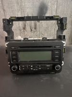VW Autoradio RCD 210 - Top Zustand für dein Auto!