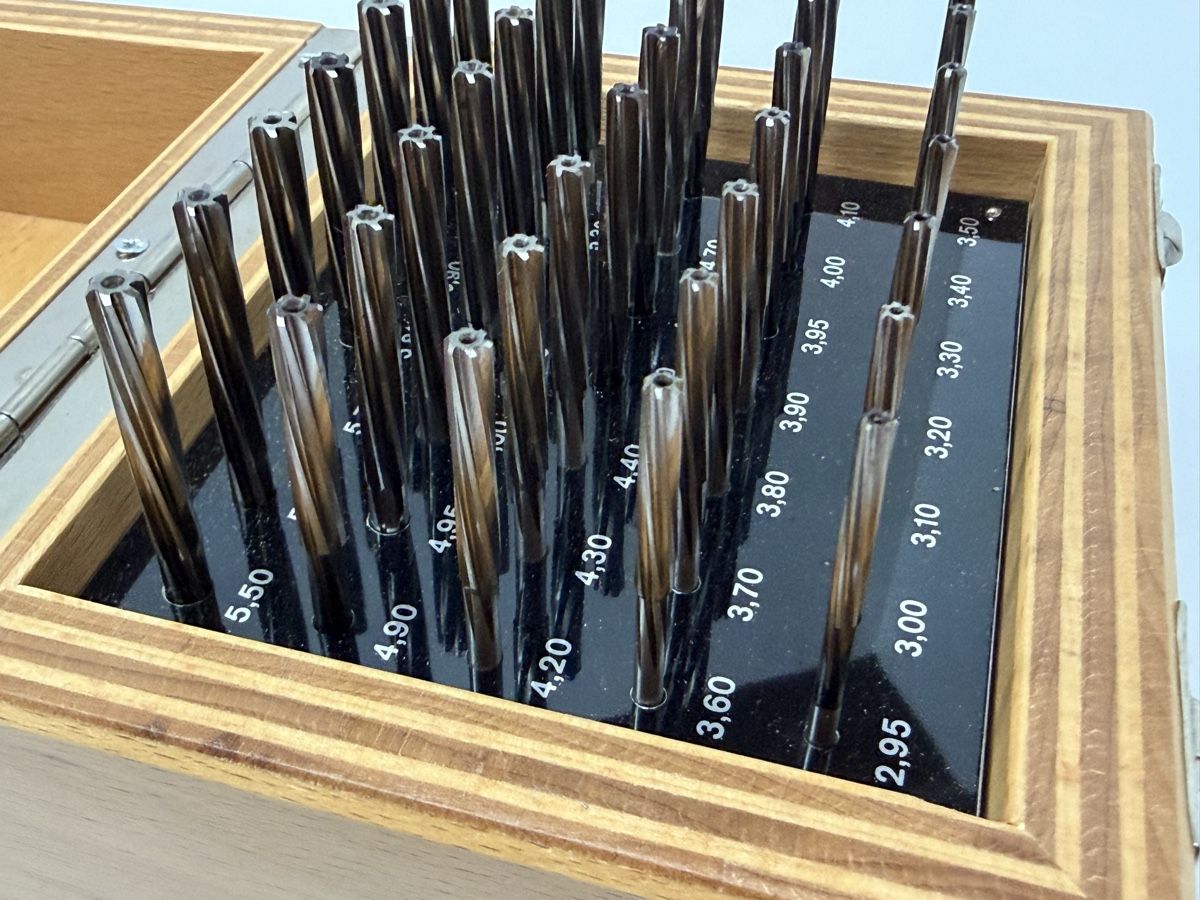 Swiss Tous les outils: Alésoir à  Précision Lot  – D'occasion à Bassecourt par DiM7775 5