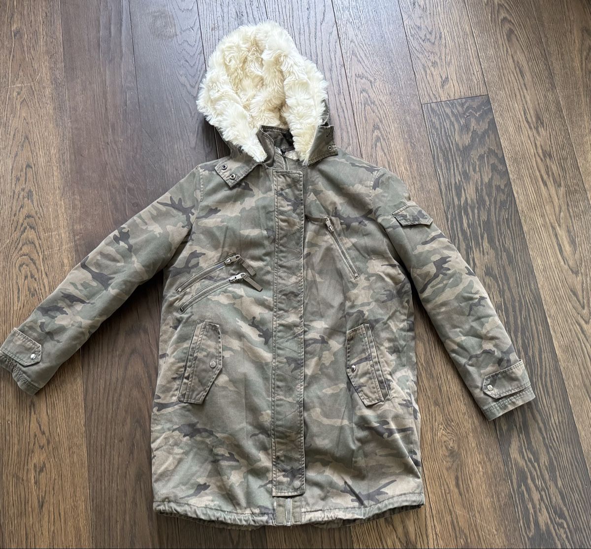 Zara Cappotti: Zara Winterparka Grösse S – Usato da Zollikon venduto da rundbsurf 1