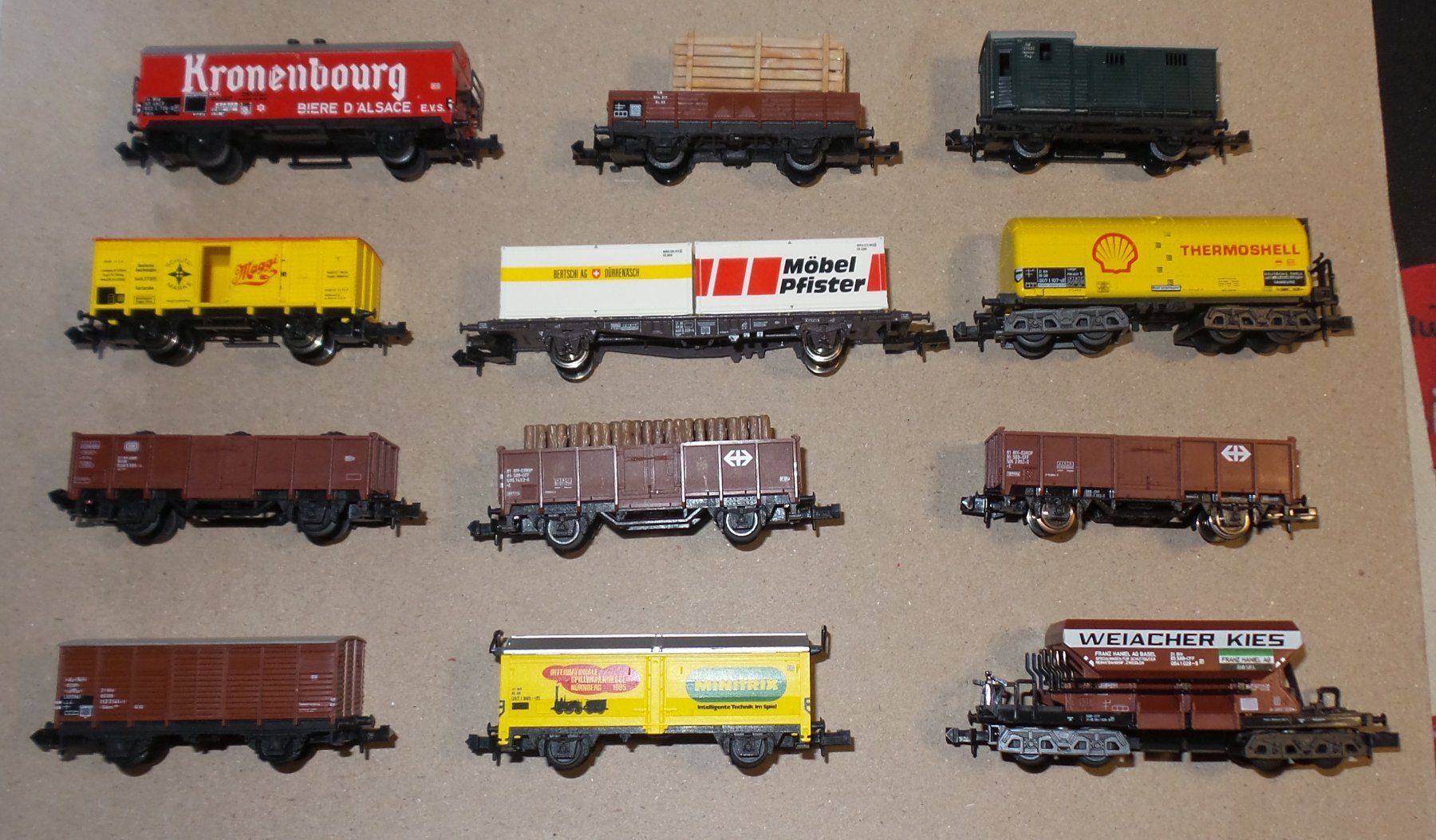 Trix Modelleisenbahnen: Lot 12 wagons divers Trix Minitrix N – Gebraucht aus Bulle von Rockandtoys