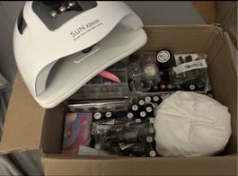 Nagelstudio Set mit UV Lampe und viel Zubehör