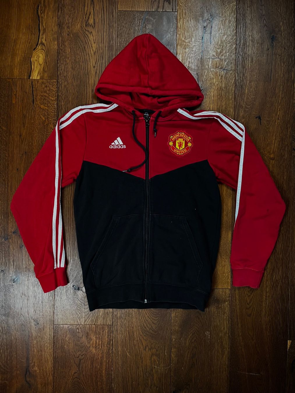 Adidas Giacche: Rote Manchester United ZIP Jacke – Usato da Lindau venduto da KT_Vintage