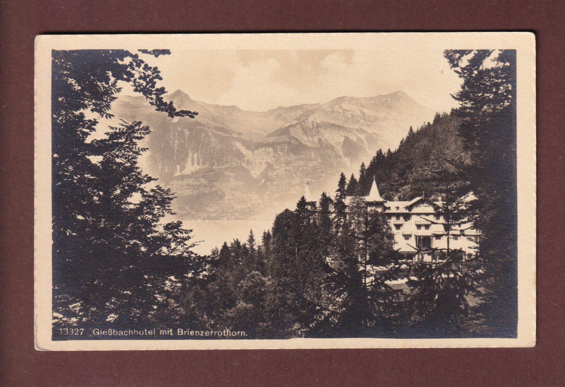 Cartoline postali: GIESSBACHHOTEL - Brienzerrothorn – Usato da Pully venduto da nicecards-shop