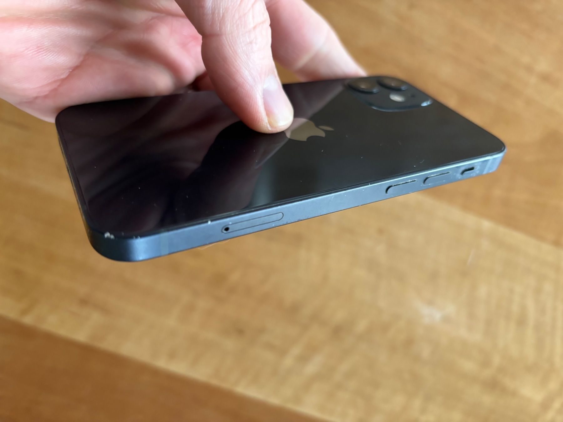 Apple Handys / Smartphones: iPhone 12 mini black 128GB – Gebraucht aus Lyss von  6