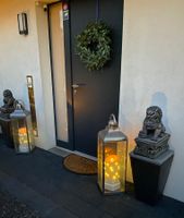 2 Grosse, robuste Laternen inkl grosse Kerzen mit Timer