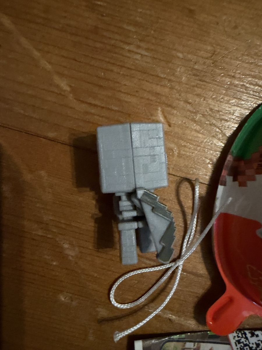 Figurines: Minecraft, Squelette, Kinder Joy  – Neuf avec emballage d'origine à Rochefort par ise_c7lc 1