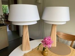 Neue Tischlampen aus Eiche Doppelschirm aus Baumwolle