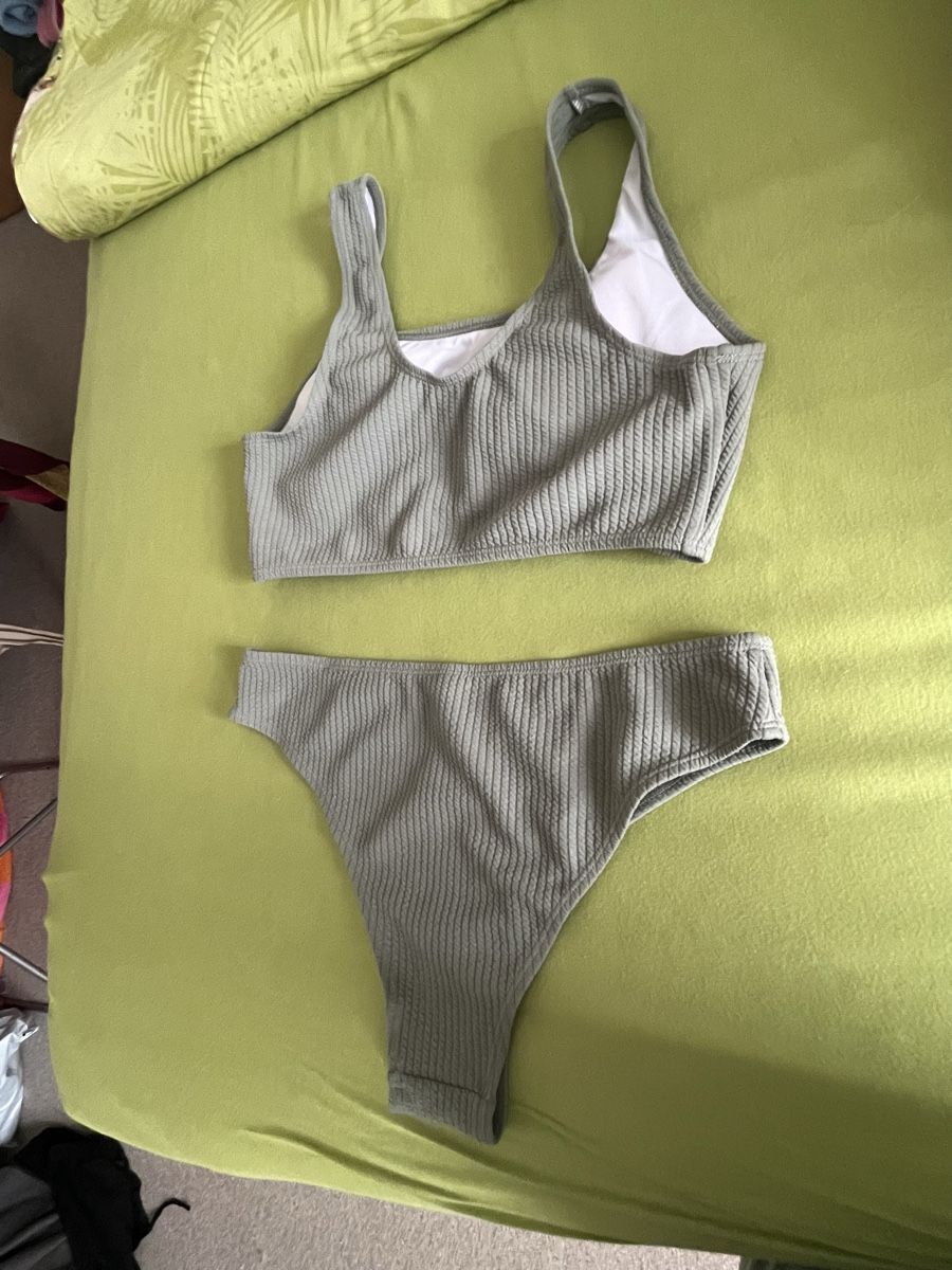 Maillots de bain & Bikinis: Bikini Grösse L neu – Neuf avec emballage d'origine à Giswil par Mauritius9026 1