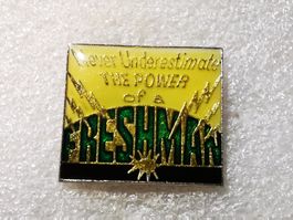 Ansteckpin 52: Freshman