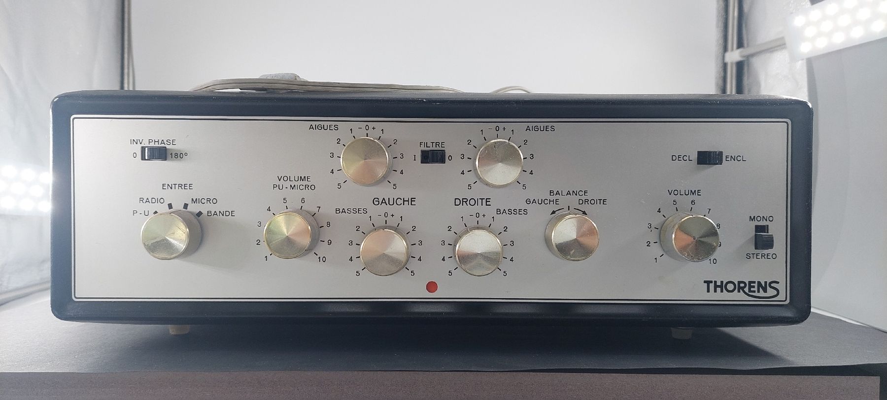 Verstärker: Thorens Röhrenverstärker – Defekt aus Zürich von Ikomerz