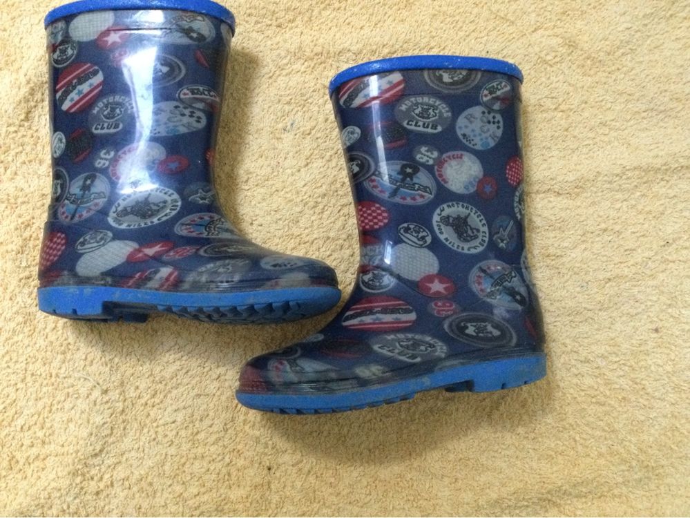 Scarpe per ragazzi: Gummistiefel Gr 26 – Usato da Hüntwangen venduto da Andalaaa