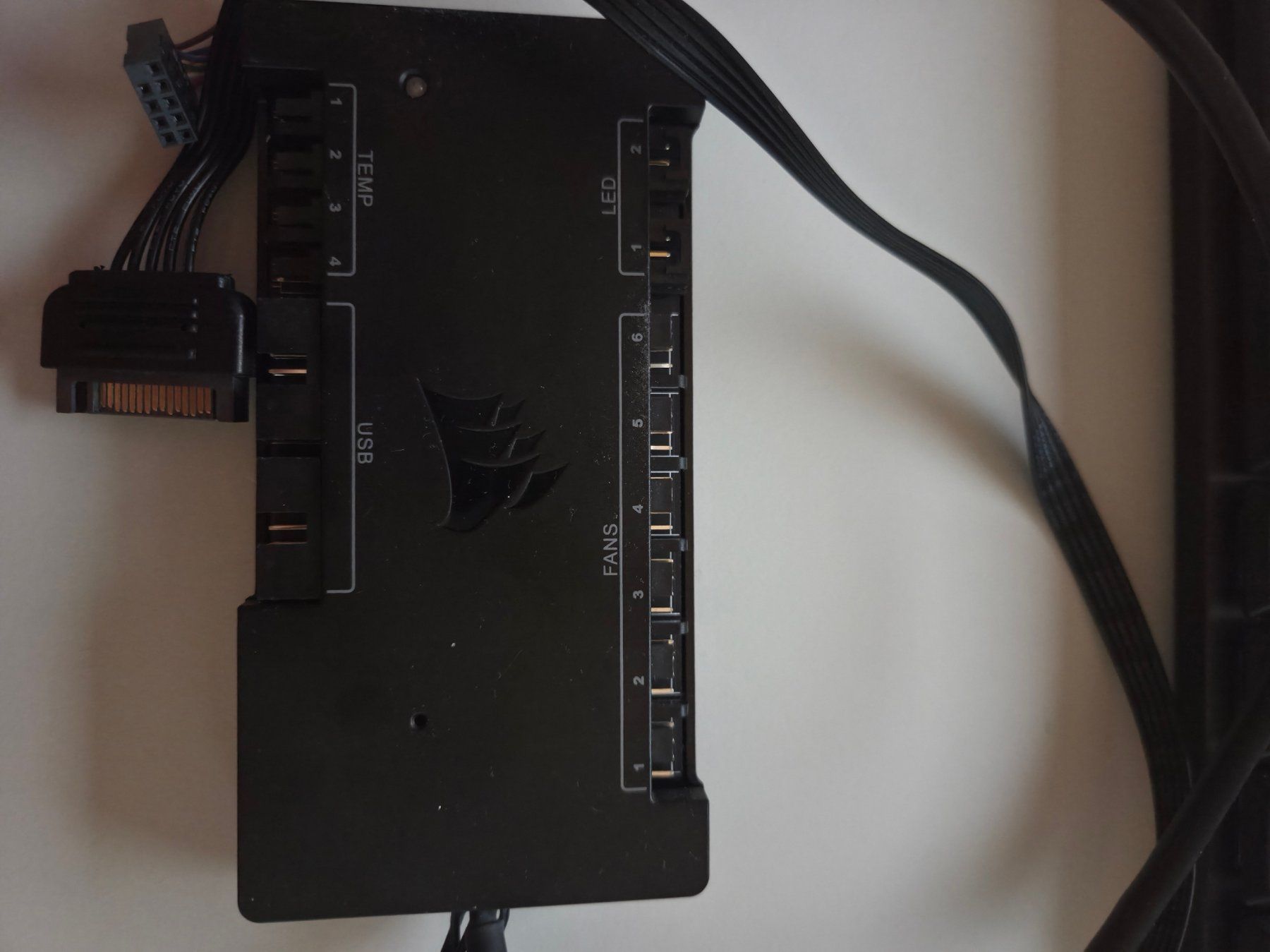 Composants électroniques: Corsair Commander PRO – Lüfter- und RGB-Controller – D'occasion à Dübendorf par Ahkiro