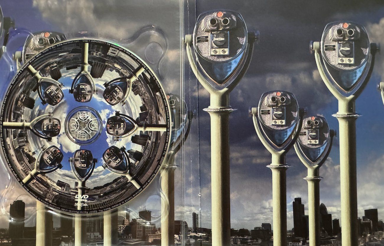 Tous les DVDs: 2 DVDs MARILLION SOMEWHERE IN LONDON – D'occasion à Wisen par gigisna 1