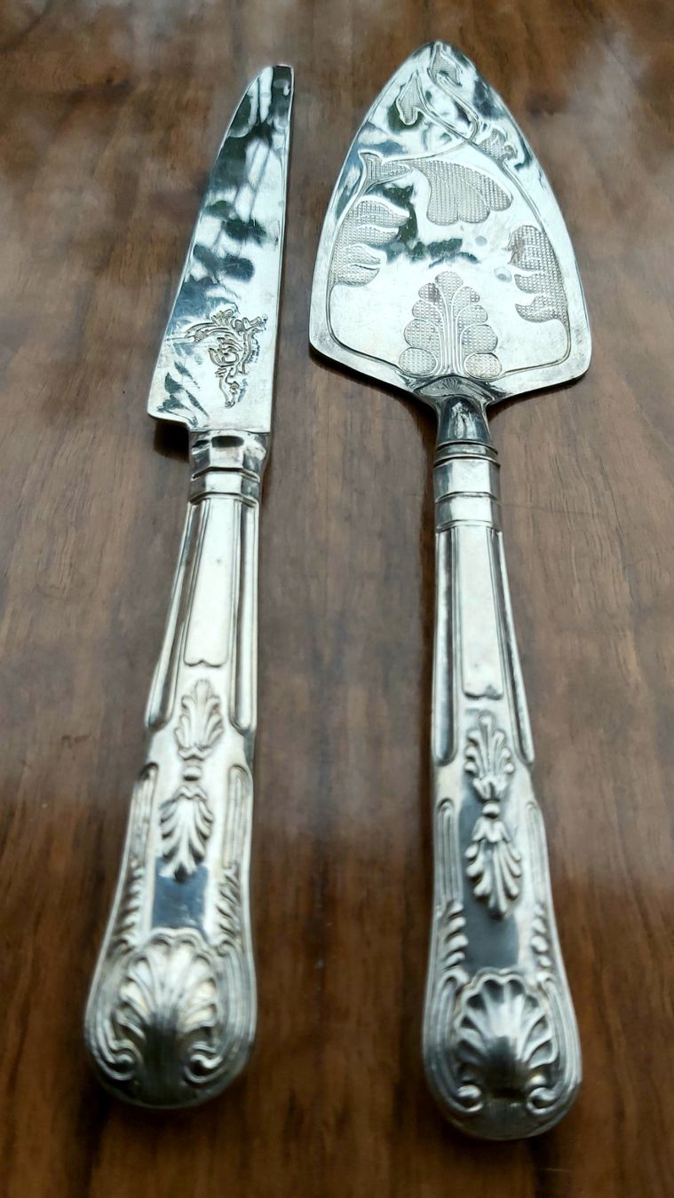 Set di posate: Torten Set versilbert – Usato da Bern venduto da aronari