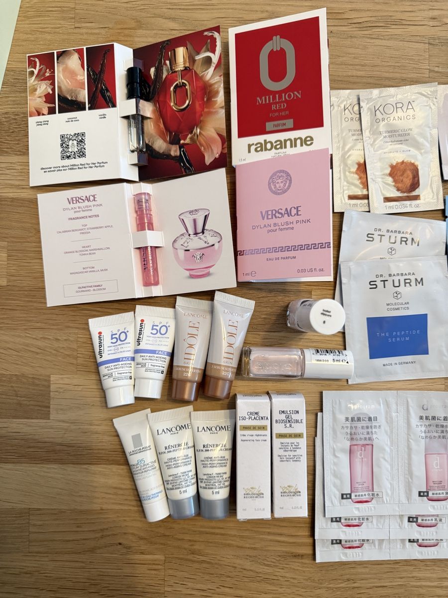 Sonstige Körperpflege: Luxury cosmetics Samples and Red Pouch – Neu und originalverpackt aus Winterthur von Belle0606 1