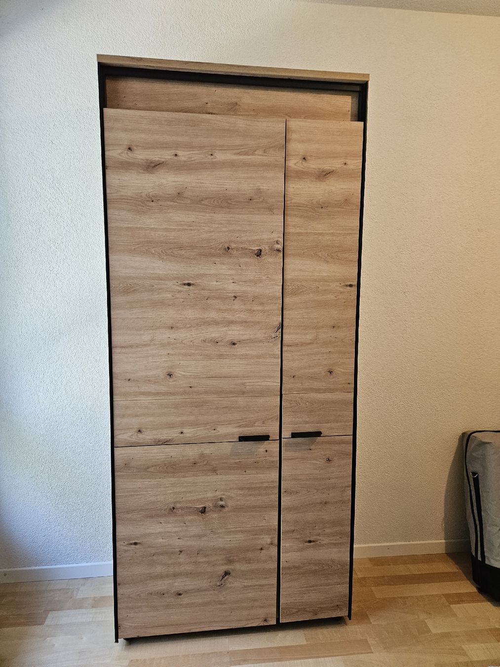 Armoires: Garderoben Kleiderschrank – Neuf (Voir description) à Thun par danbr