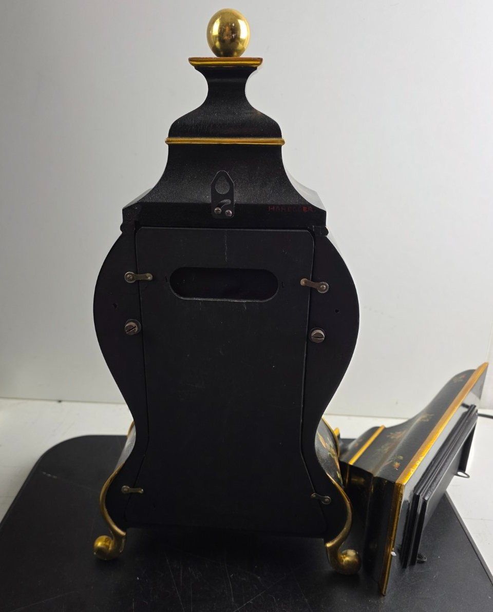 Orologi da terra & Orologi da parete: Le Castel Pendule Tischuhr – Handbemalt – Usato da Flums venduto da Flumsantik 7