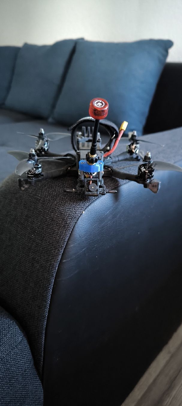 RC Kits de montage: FPV Rc drhone  – D'occasion à Steffisburg par ele_7hty 4