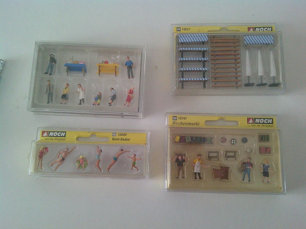 8 X Modell Figuren, Stehende, Für Modellbau 1:25, Modelleisenbahn Spur G
