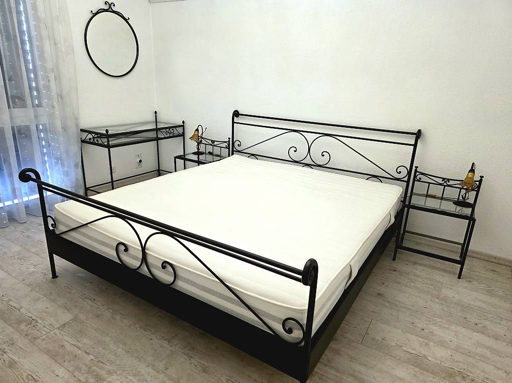 Betten: Metallbett  – Gebraucht aus Soyhieres von chatons 3