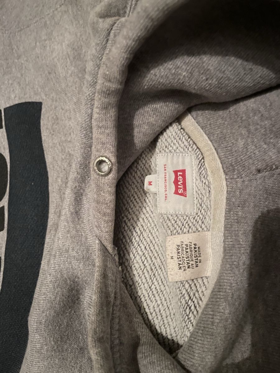 Levi's Maglioni & Felpe: Levi's Hoodie Grau, Grösse M – Usato da Winterthur venduto da Pdiddle 2