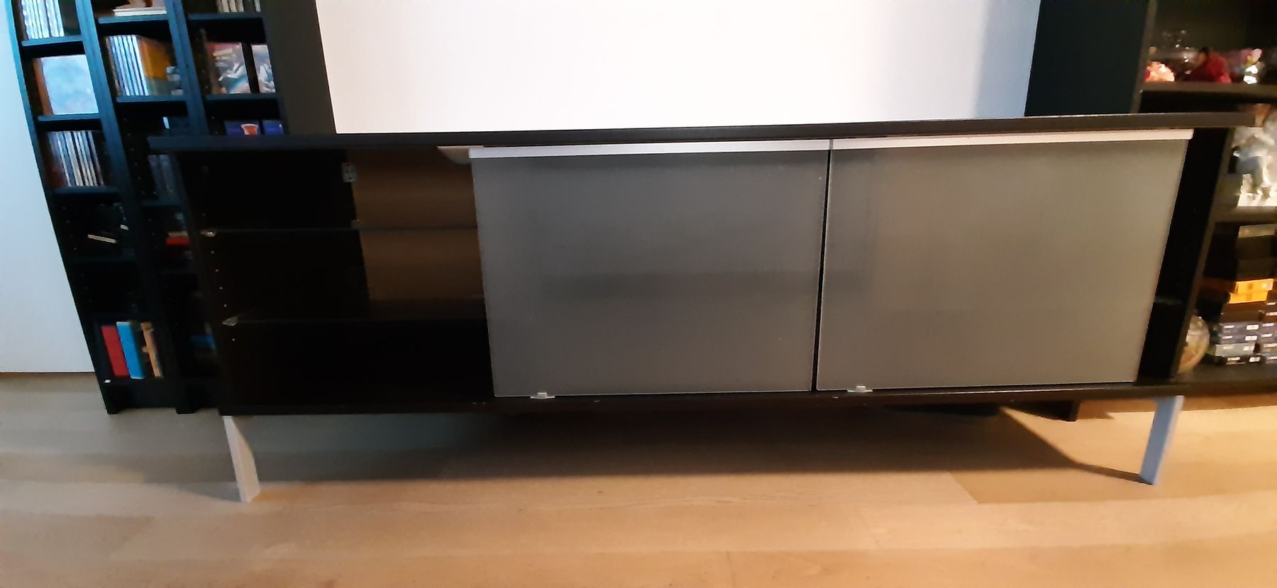 Pfister Mobili TV: Sideboard von Möbel Pfister – Usato da Kreuzlingen venduto da Vwpassat6 6
