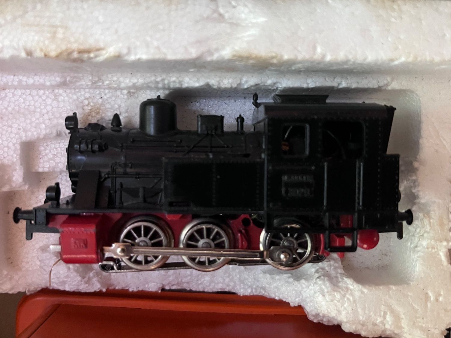 Märklin Modelleisenbahnen: Märklin 2911 – Defekt aus Vicques von fafleur 1