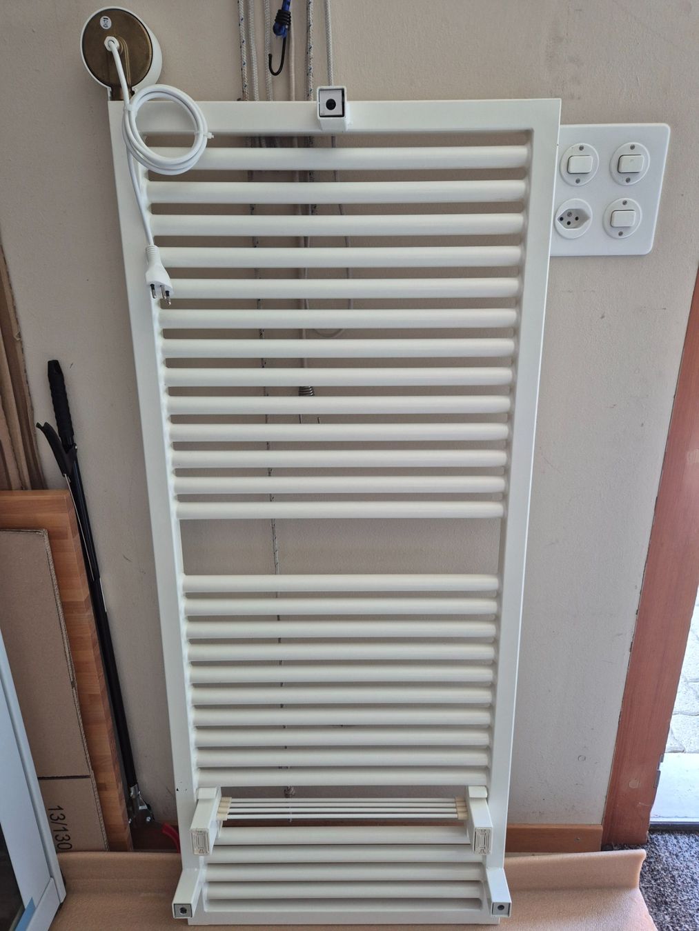 Zehnder Radiatori: Handtuchradiator elektrisch – Usato da Goldswil venduto da Pay 2