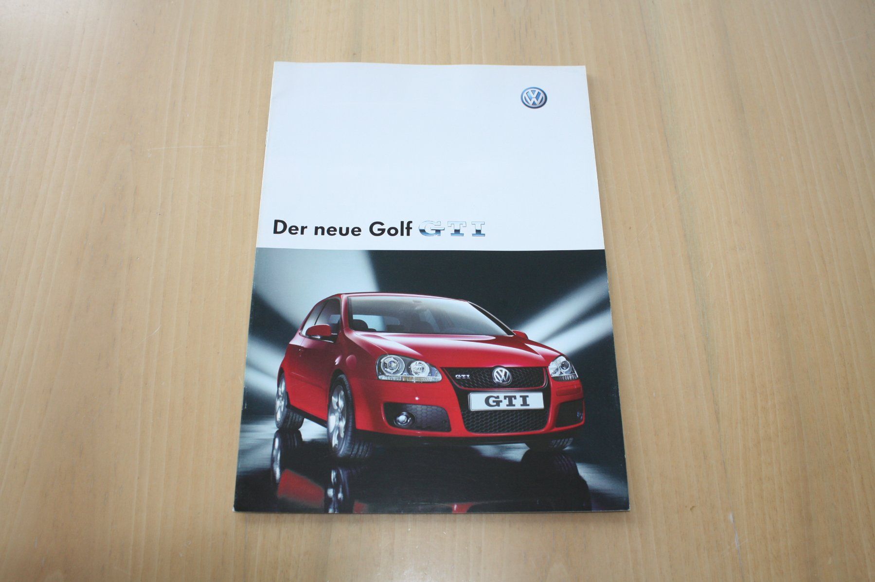 VW Documenti: Golf GTI CH-Prospekt 11/2004 – Usato da Wikon venduto da erwin400