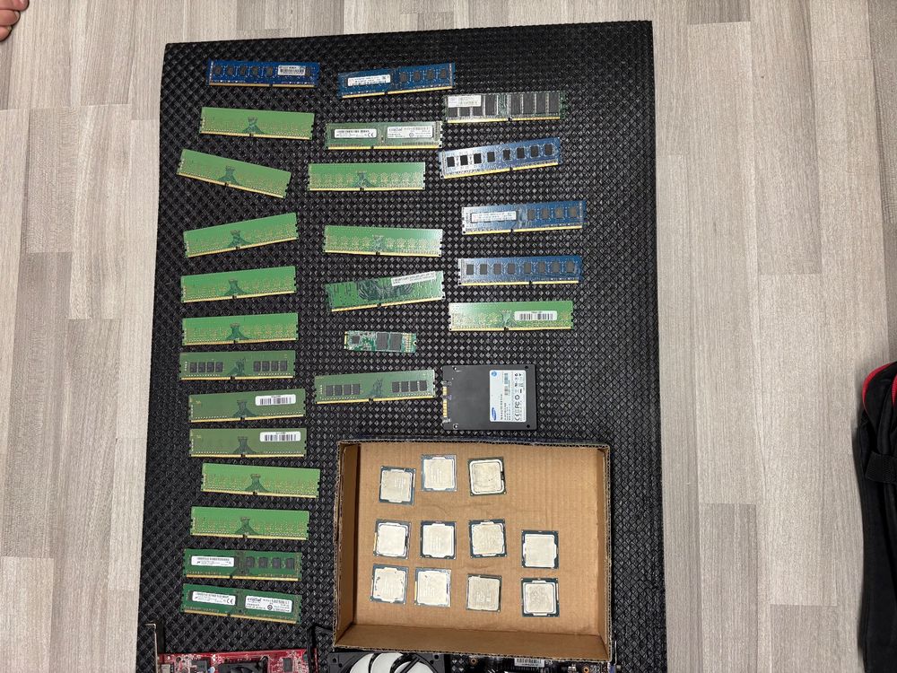 PC Hardware Bundle: Mainboards, CPU, RAM, Grafikkarten! (Gebraucht) in ...