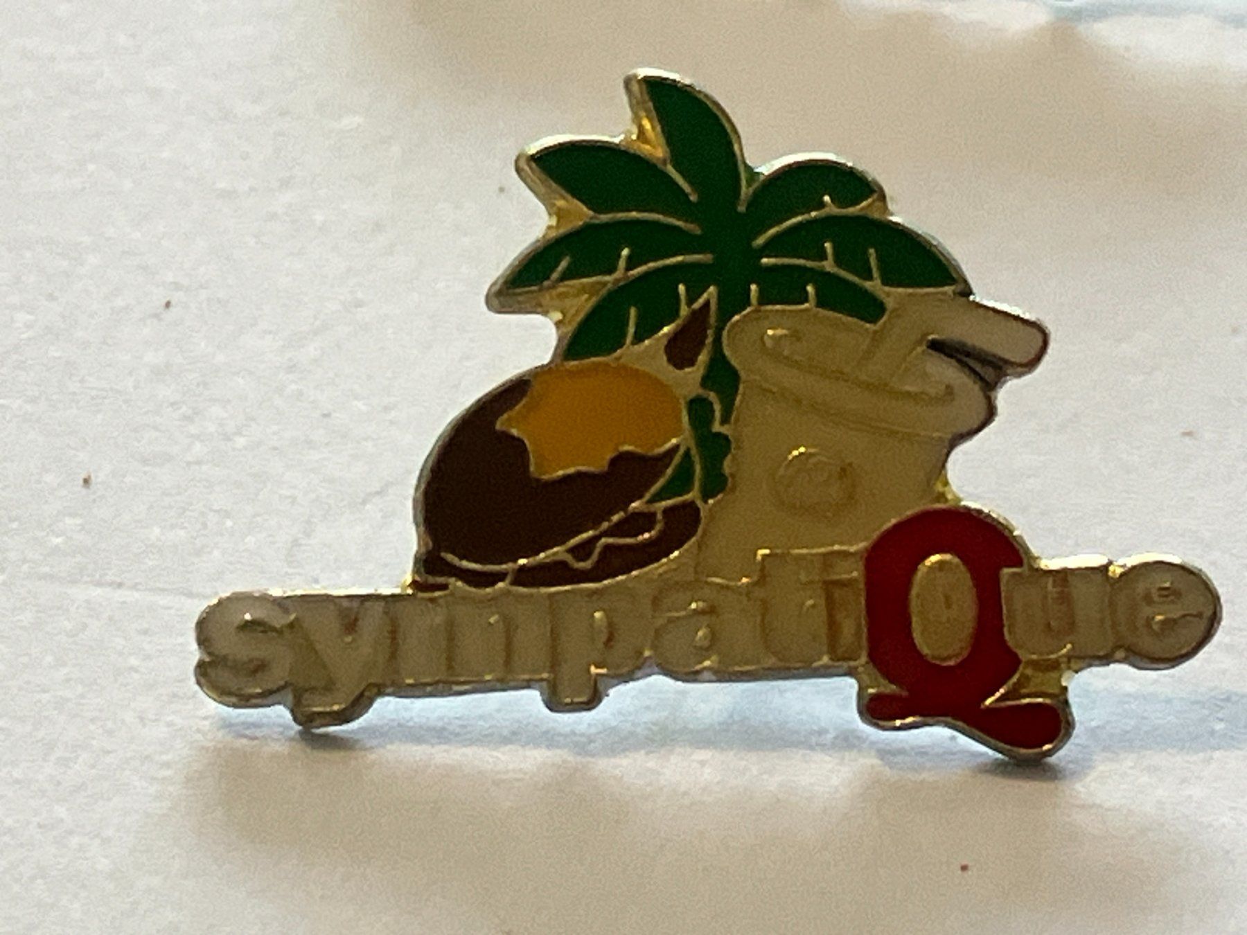 Placchette & Badge: 1 Pin Sympatique – Usato da Basel venduto da djwwpp
