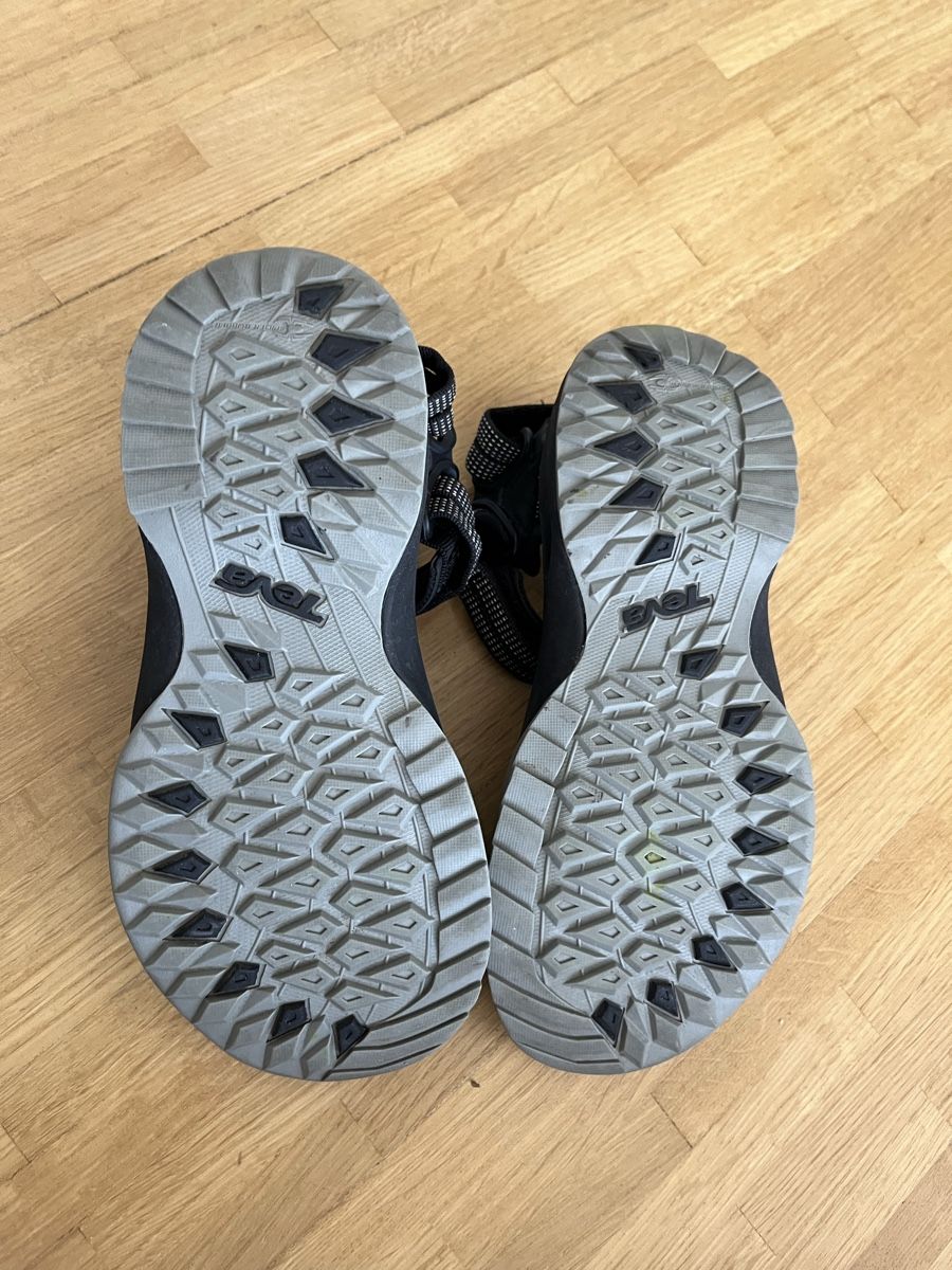 Teva Schuhe für Jungen: Teva Sandalen Grösse 37 – Gebraucht aus Zürich von stellina222 2